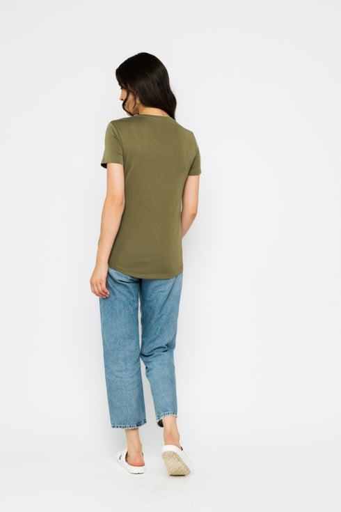 Gemma-Scoop Tee
